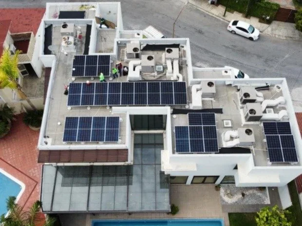 Instalación solar residencial de Solardec, fotografía 3